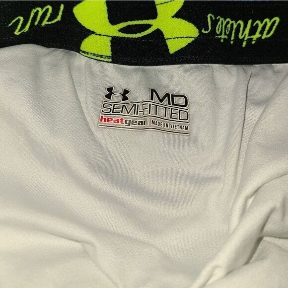 Under Armour semi-fitted heatgear shorts - Picture 3 of 4